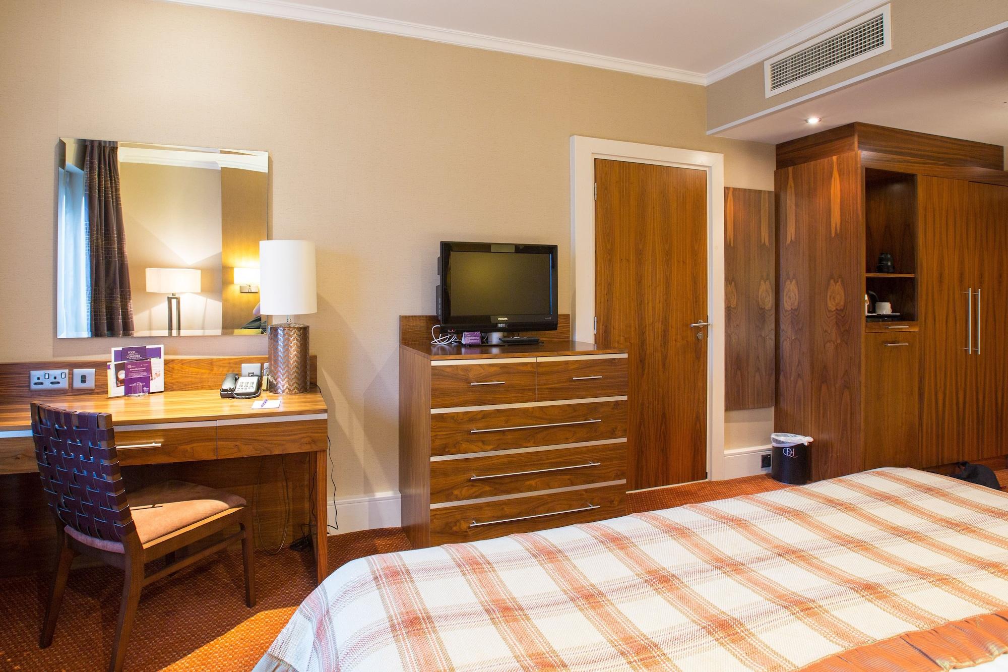Crewe Hall Hotel & Spa - Cheshire 외부 사진