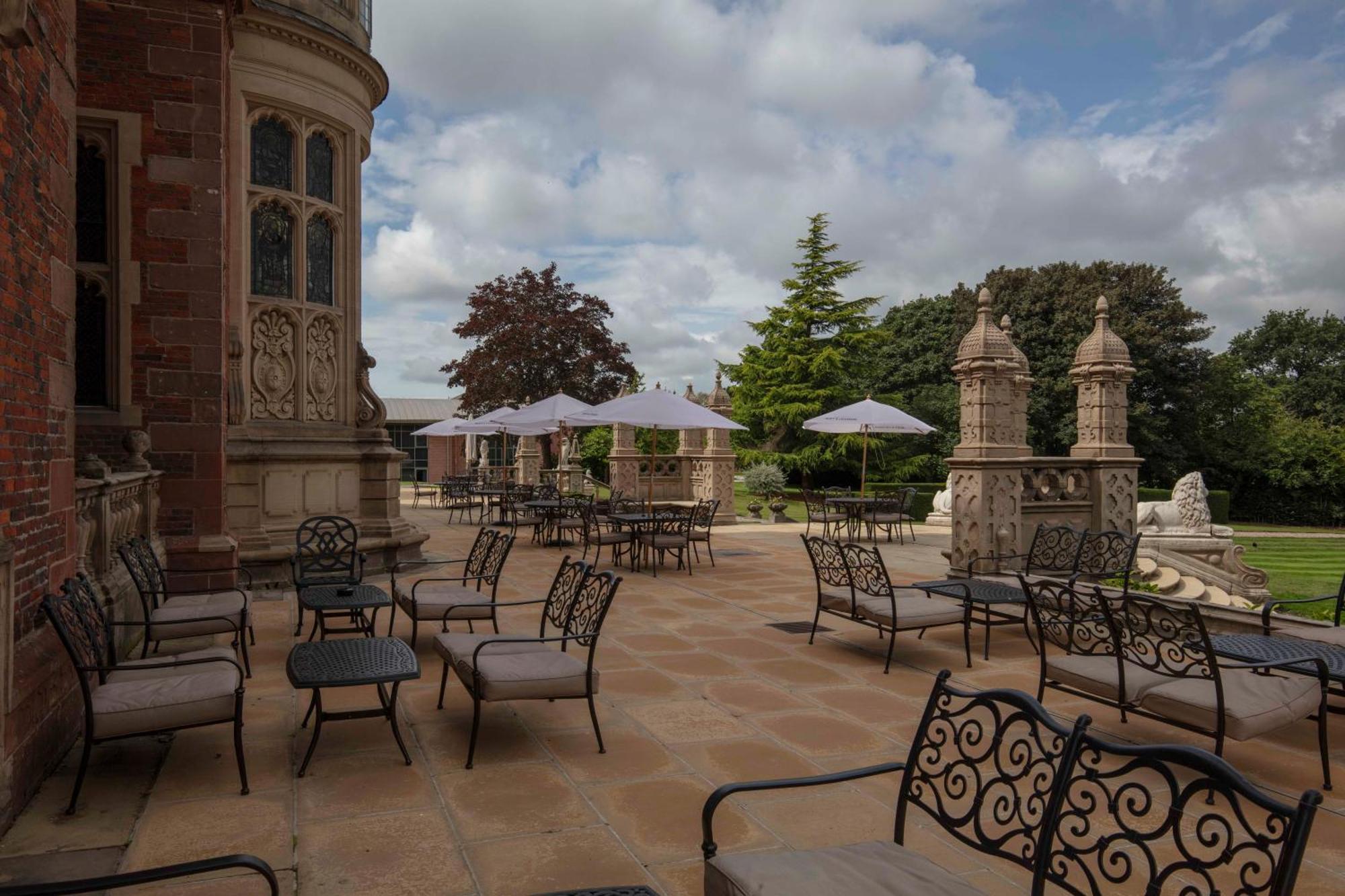 Crewe Hall Hotel & Spa - Cheshire 외부 사진