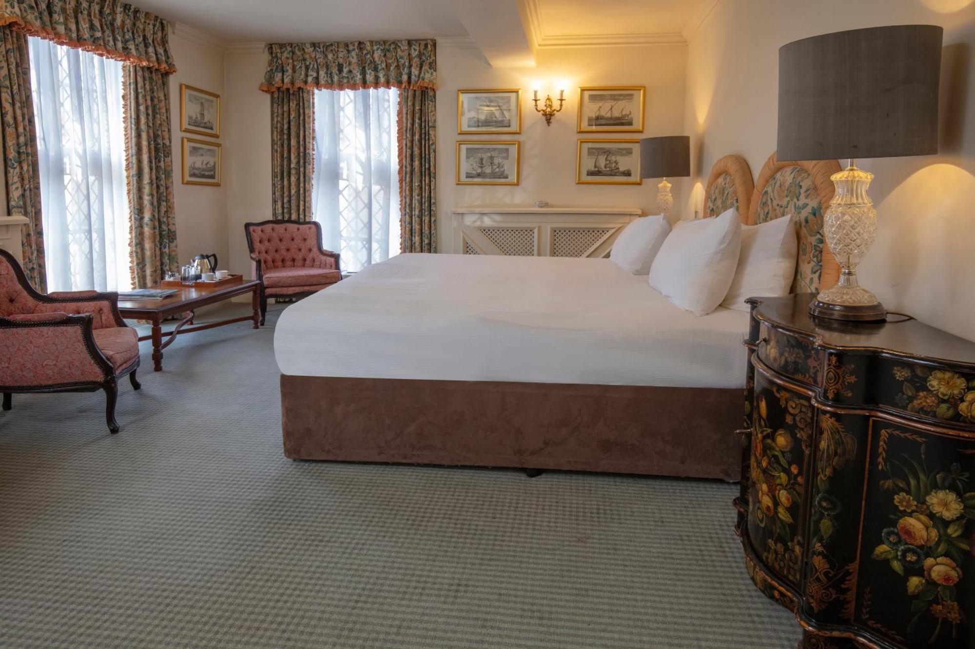 Crewe Hall Hotel & Spa - Cheshire 외부 사진