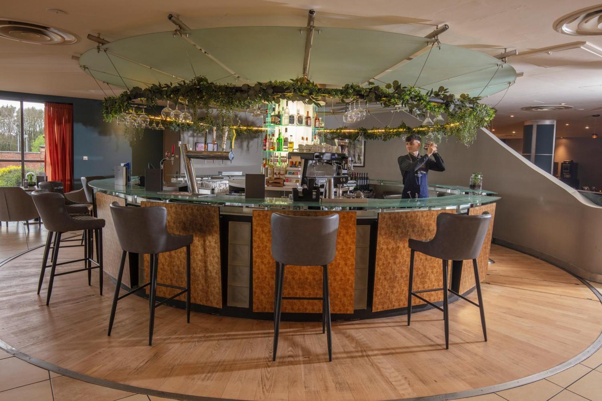 Crewe Hall Hotel & Spa - Cheshire 외부 사진