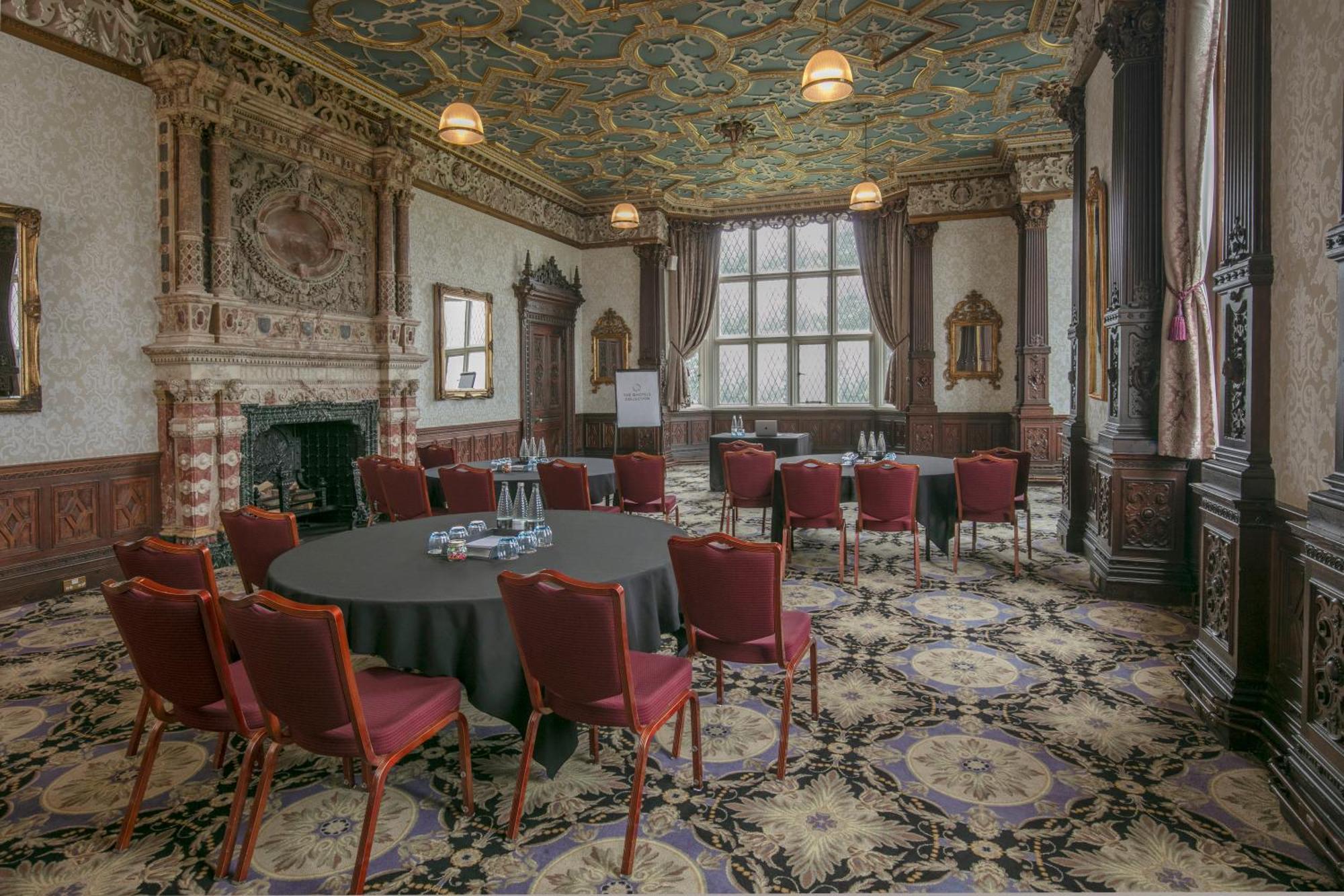 Crewe Hall Hotel & Spa - Cheshire 외부 사진
